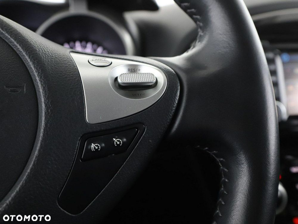 Nissan Juke 1.6 Xtronic N-Connecta - 31