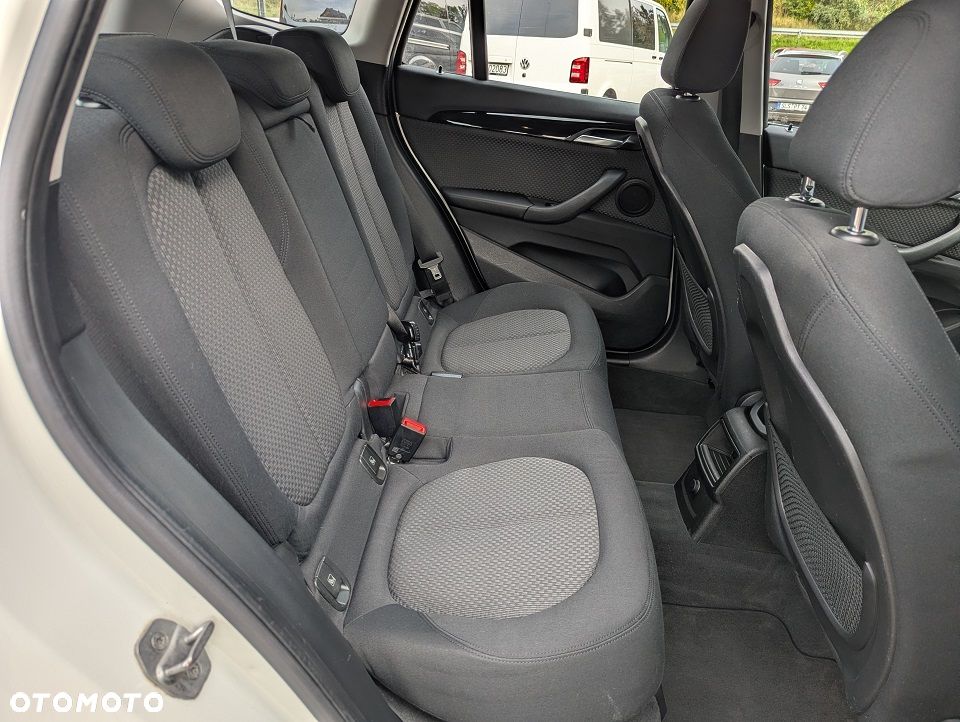 BMW X1 sDrive18d - 30