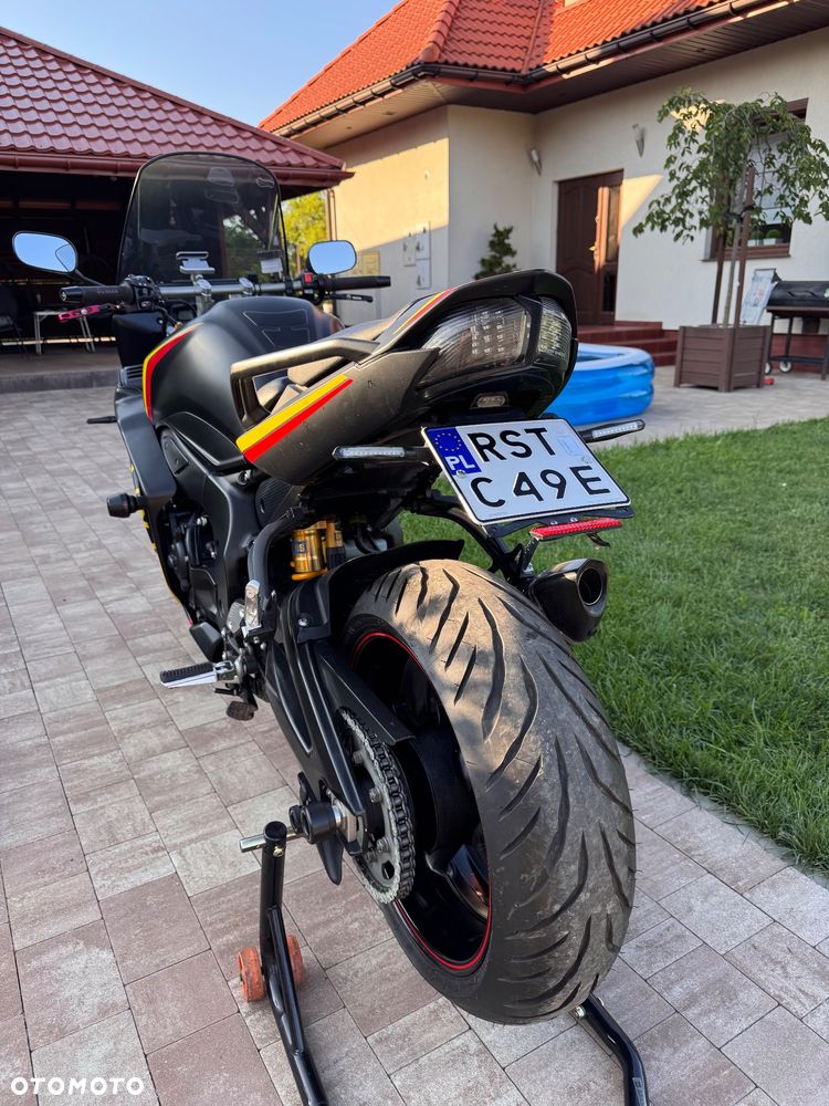 Yamaha FZ - 6