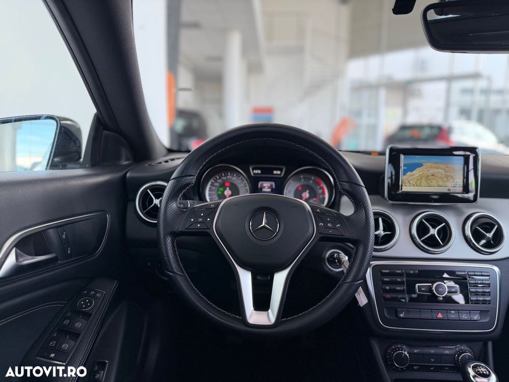 Mercedes-Benz CLA 180 UrbanStyle Edition - 6