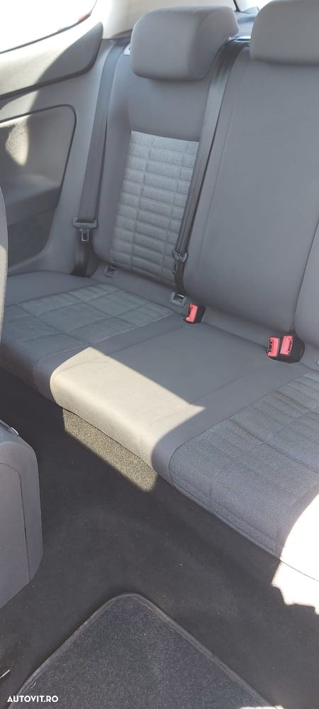 Volkswagen Golf 1.6 Comfortline - 7