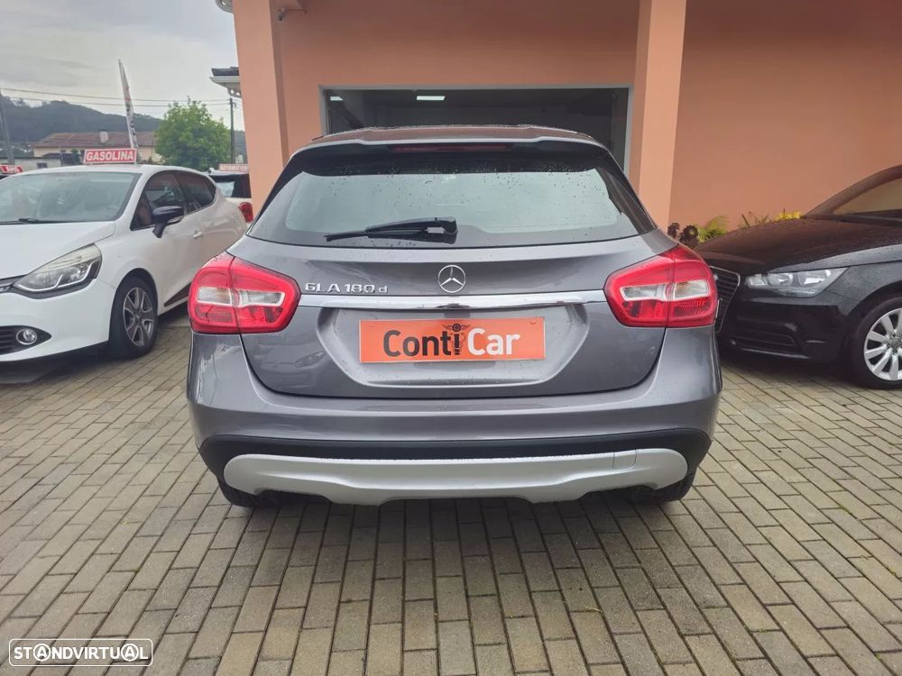 Mercedes-Benz GLA 180 d Style - 5