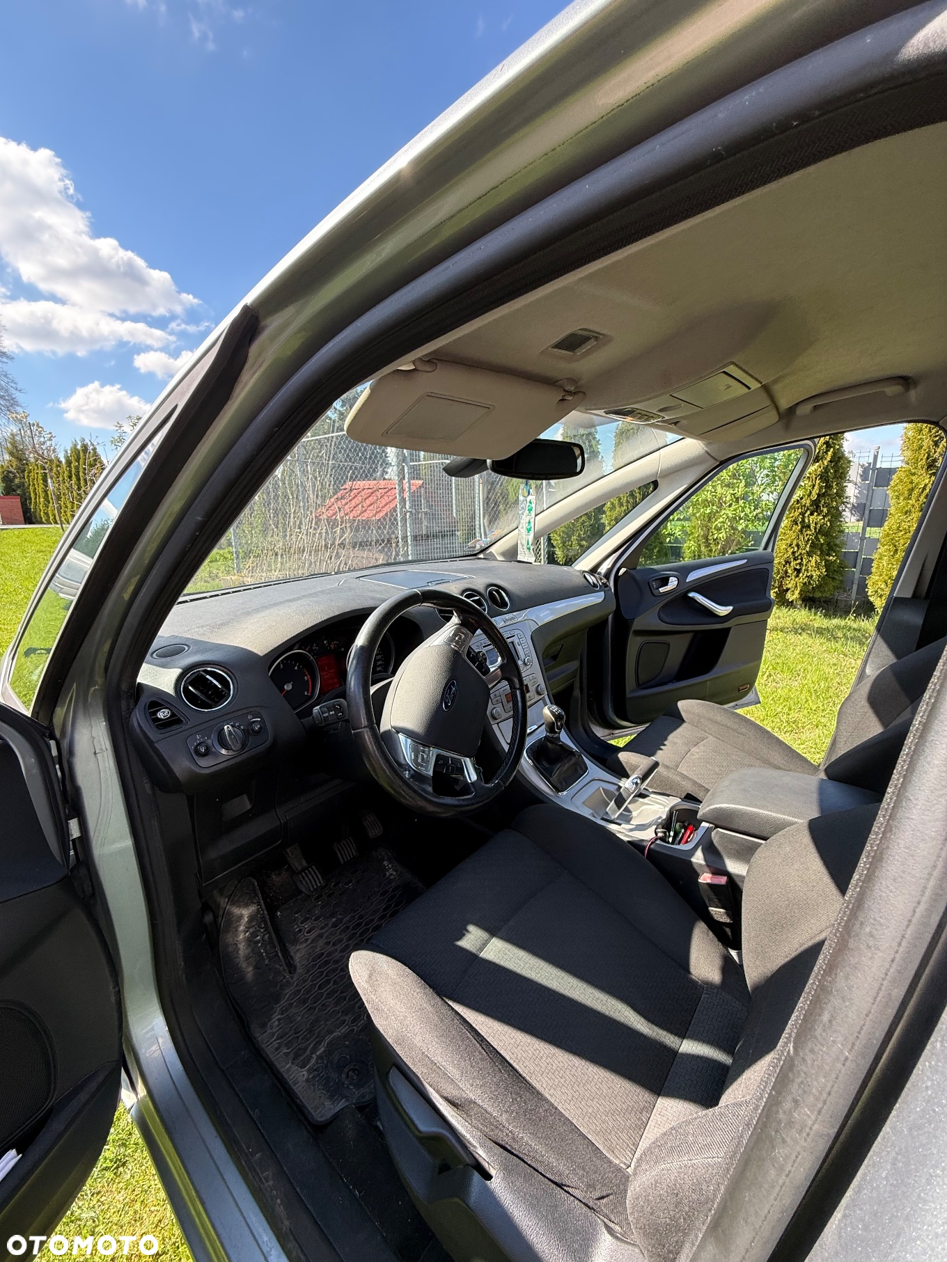 Ford S-Max - 14