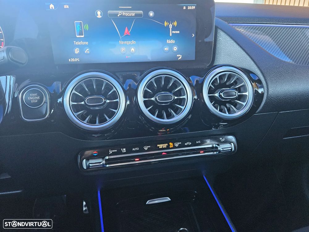 Mercedes-Benz GLA 250 e AMG Line - 37