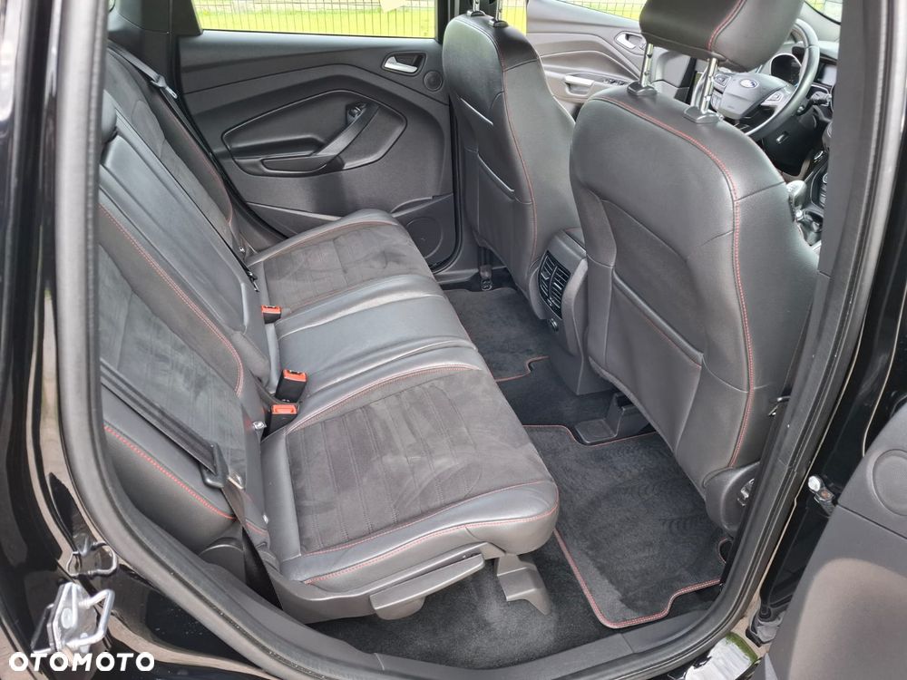 Ford Kuga 2.0 TDCi 4x2 ST-Line - 16