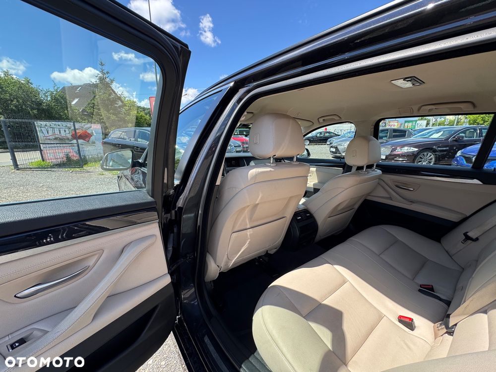 BMW Seria 5 520d Blue Performance - 6