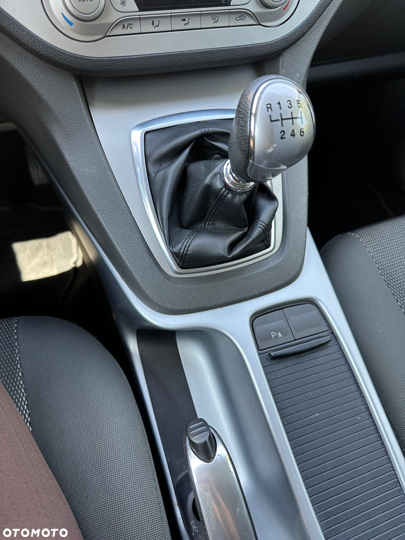Ford Kuga 2.0 TDCi Trend - 15