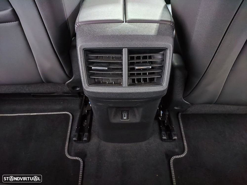 Citroën C5 Aircross 1.6 Hybrid Shine Pack e-EAT8 - 33