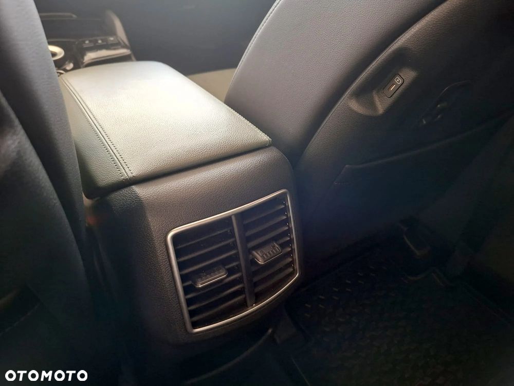 Kia Sportage 1.6 T-GDI Anniversary 2WD DCT - 31