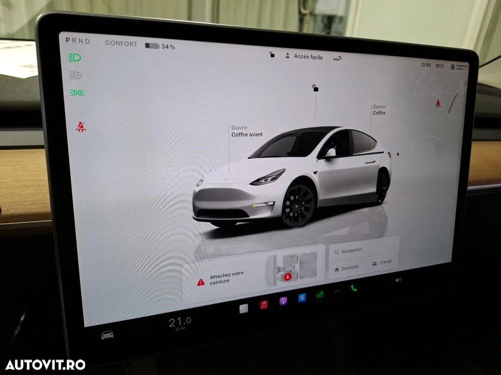 Tesla Model Y Long Range Dual Motor AWD - 11