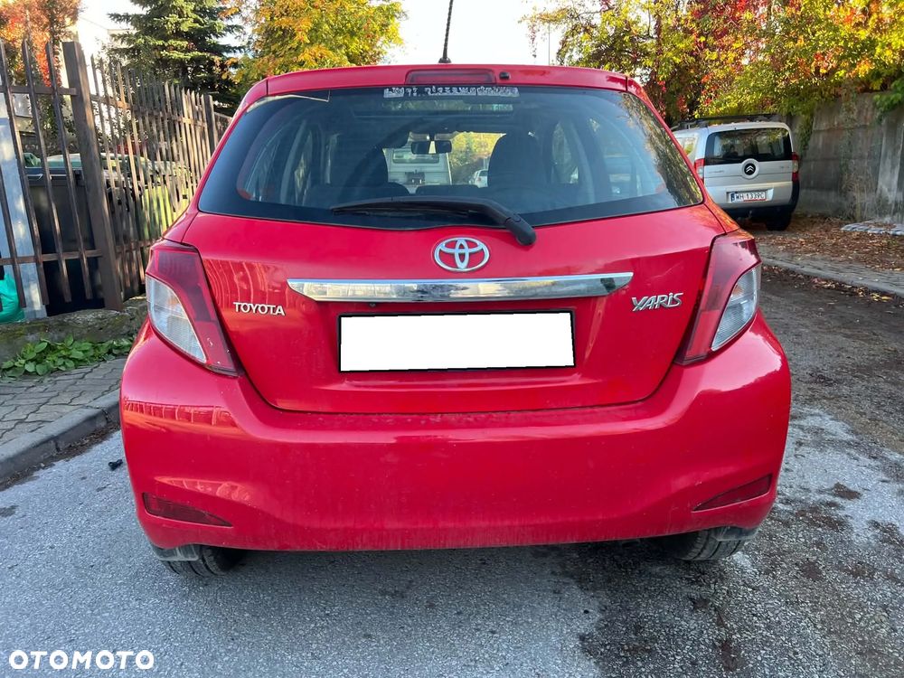 Toyota Yaris 1.33 Sol MS - 10