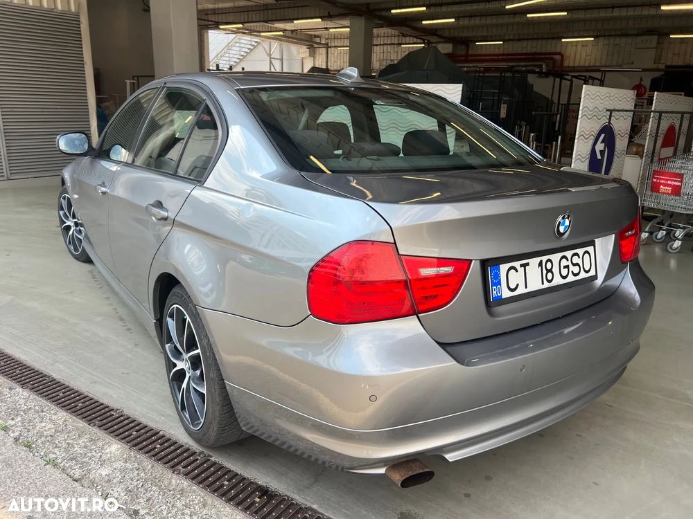 BMW Seria 3 318i Edition Lifestyle - 20