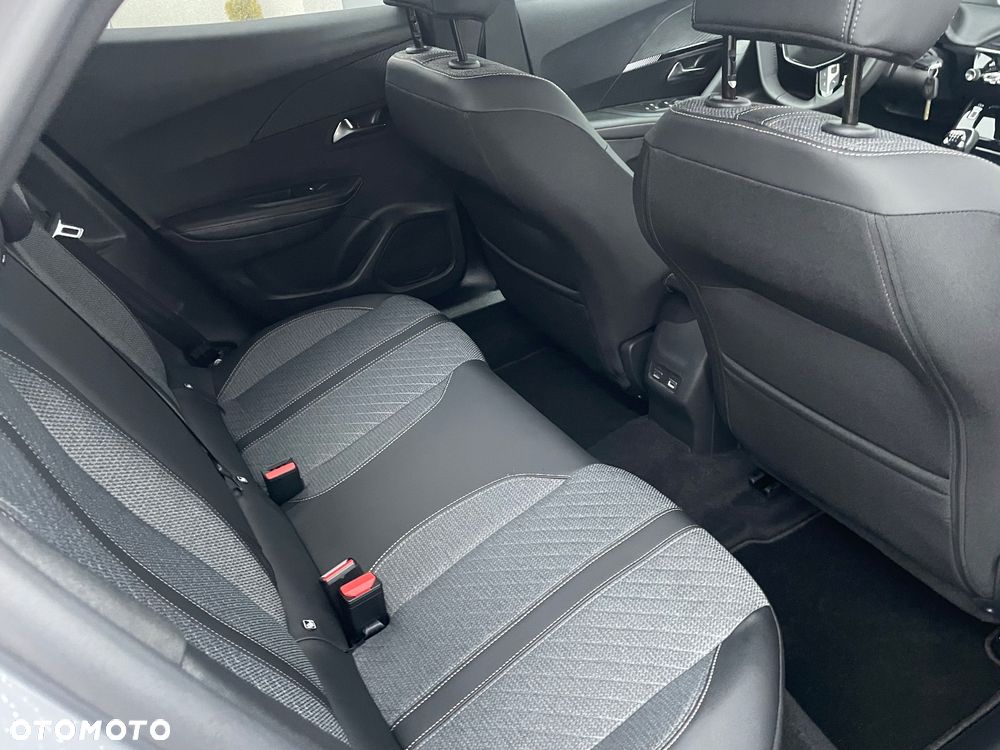 Peugeot 2008 PureTech 100 Allure - 15