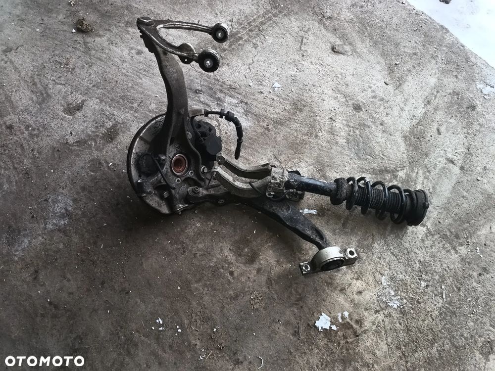 Volvo S90 II V90 II Zwrotnica Wahacz Amortyzator Lewy 31682225 - 5