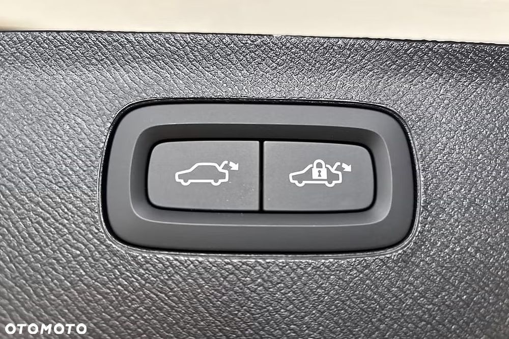 Volvo XC 90 T8 AWD Recharge Geartronic RDesign Edition - 21