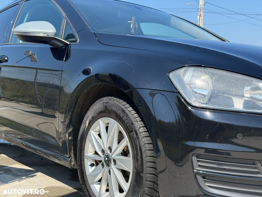 Volkswagen Golf 1.6 TDI DPF BMT DSG Comfortline - 22