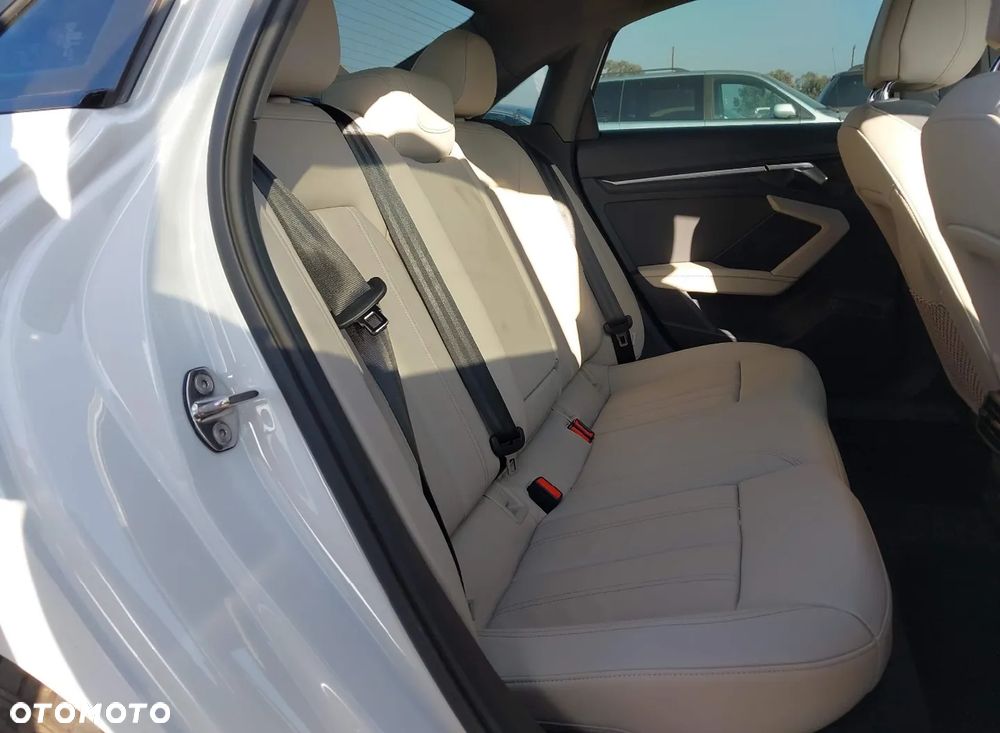 Audi A3 Limousine - 11