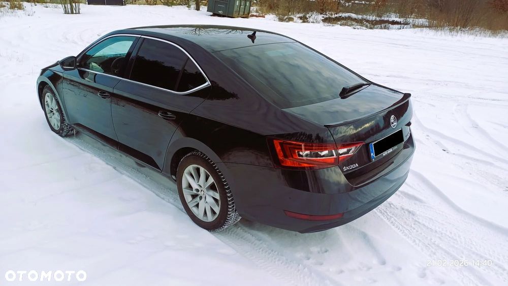 Skoda Superb 2.0 TDI Style DSG7 - 8