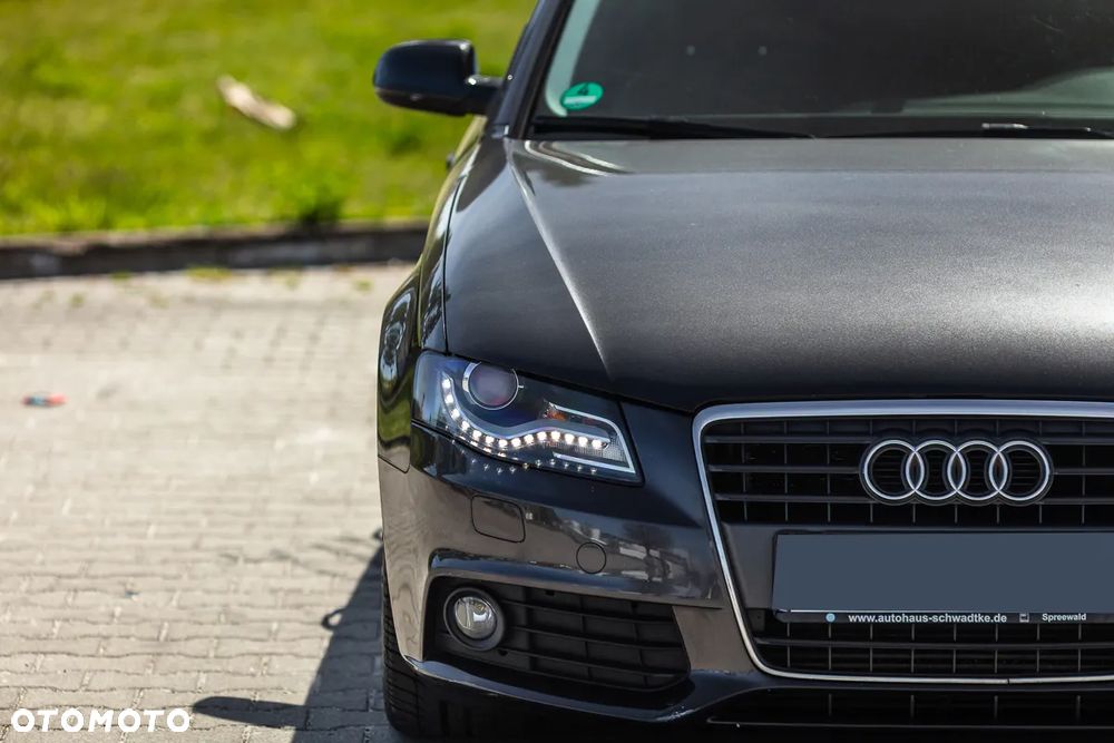 Audi A4 Avant 2.0 TDI DPF multitronic Ambition - 9