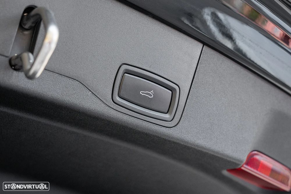 Porsche Taycan Sport Turismo Standard - 27