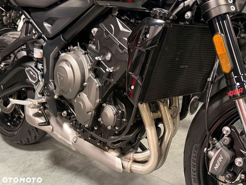 Triumph Trident - 17