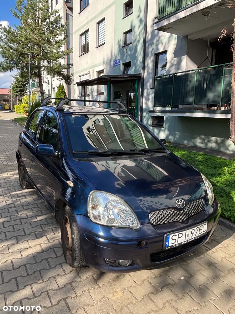 Toyota Yaris 2005 photo 2