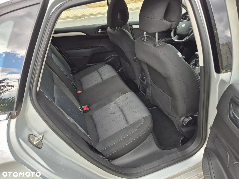 Citroën C4 HDi 90 Attraction - 11