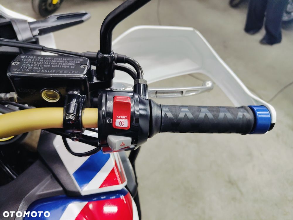 Honda CRF - 18