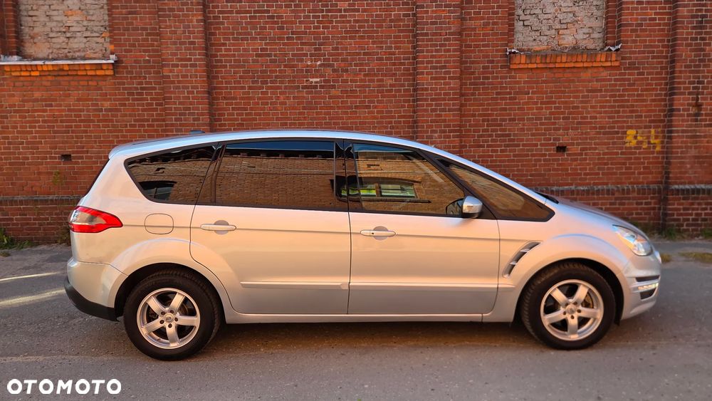 Ford S-Max 2.0 TDCi DPF Titanium - 12