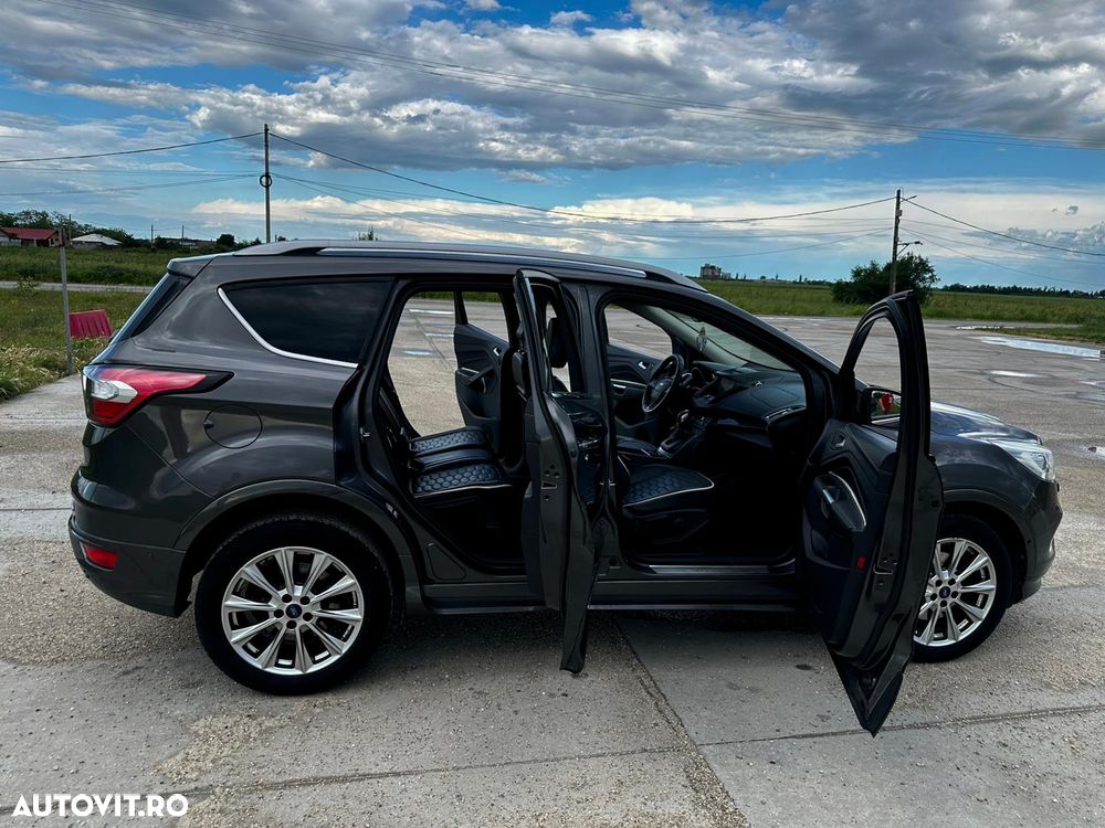 Ford Kuga 2.0 TDCi 4WD Powershift Vignale - 9