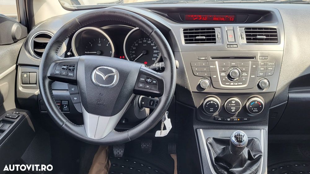 Mazda 5 - 5