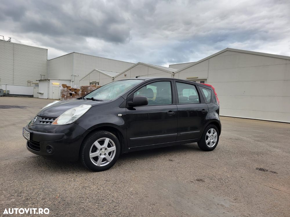 Nissan Micra - 1