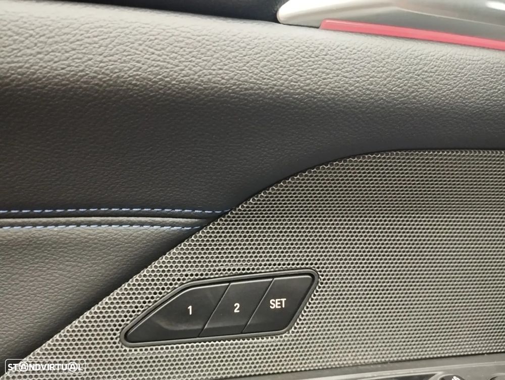 BMW 420 d Desportiva M Auto - 25