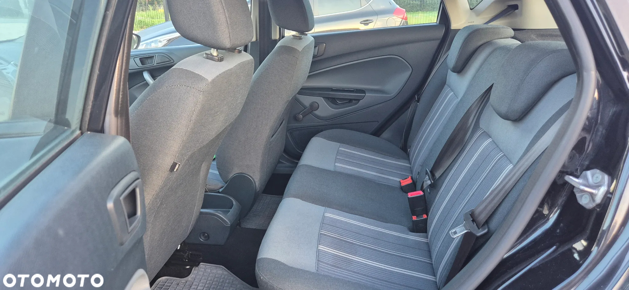 Ford Fiesta 1.25 Ambiente - 12