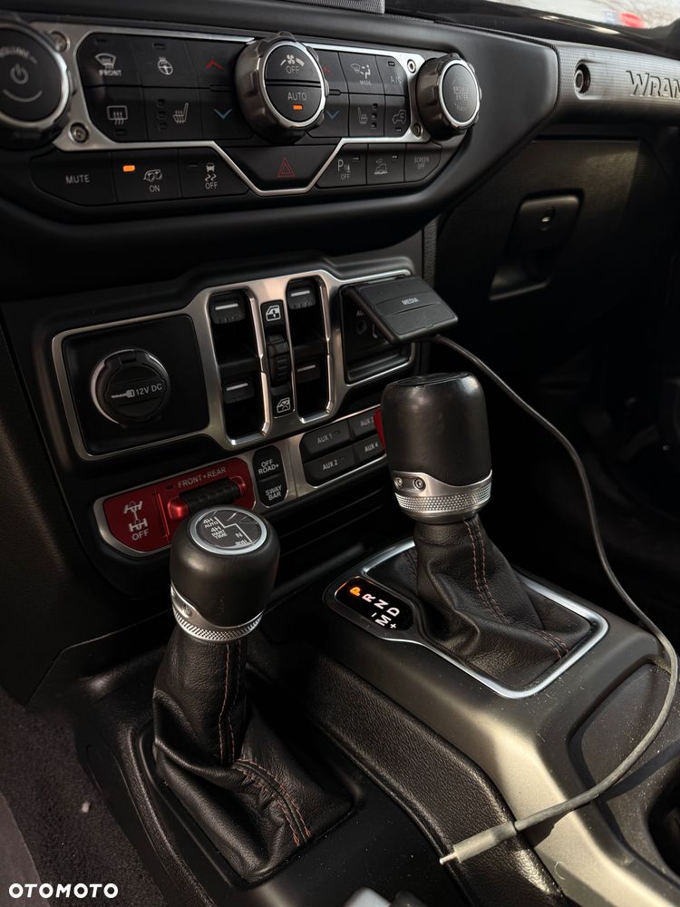 Jeep Wrangler - 3