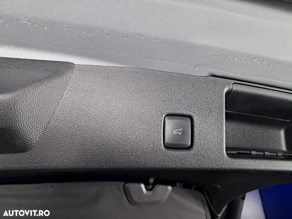 FORD Kuga 2022 — imagine 28