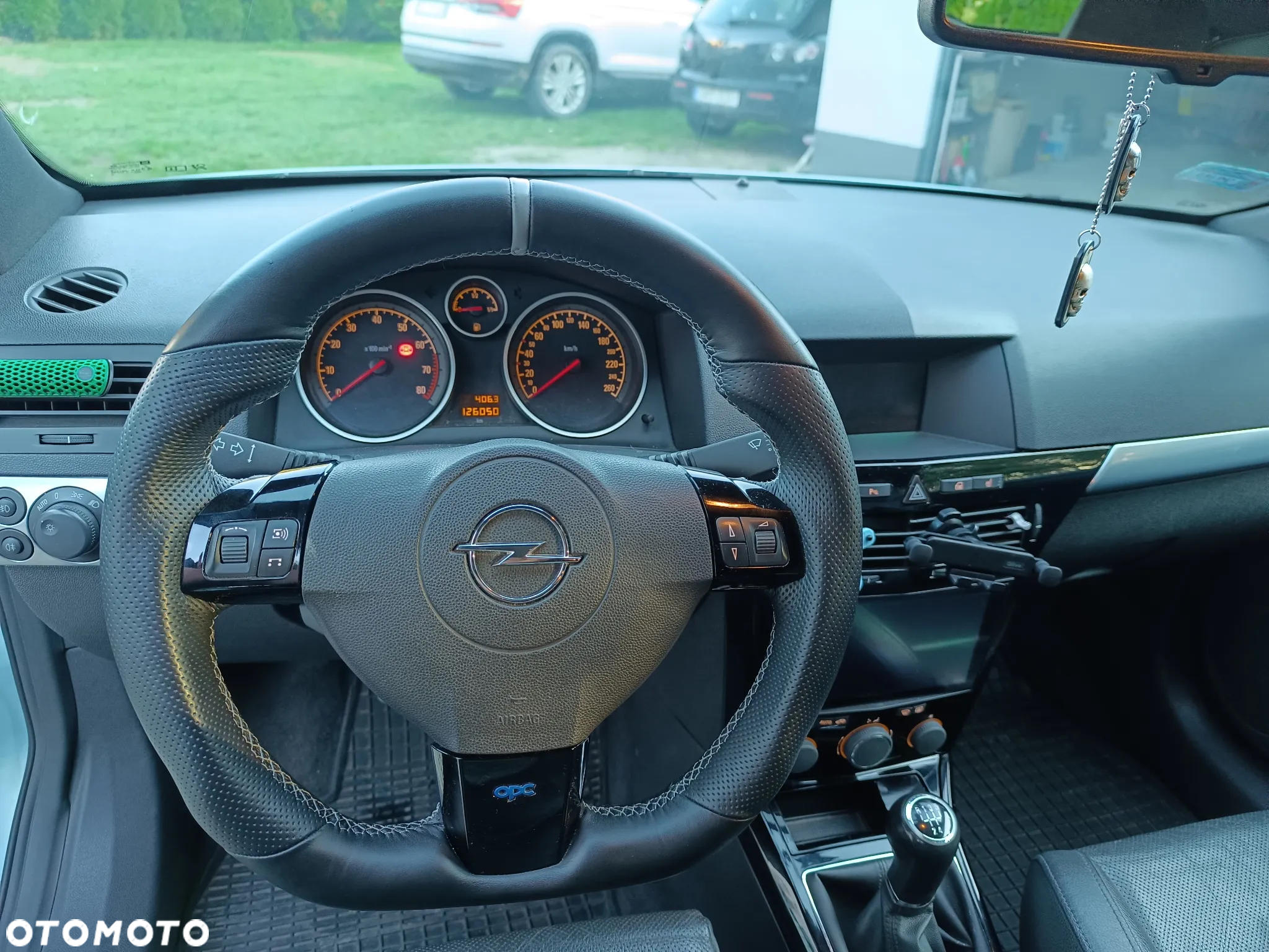 Opel Astra III GTC 1.4 Cosmo - 20