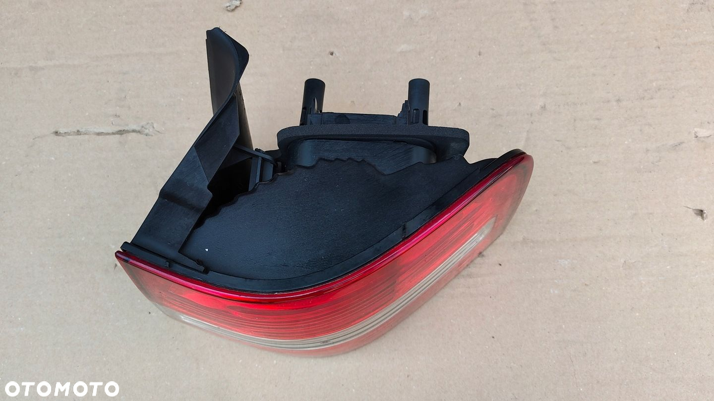 Fiat Stilo SW kombi lampa tylna prawa.Kompletna - 4