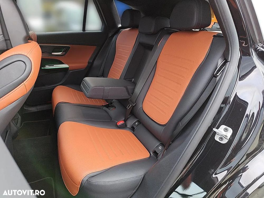 Mercedes-Benz GLC 300 4Matic 9G-TRONIC AMG Line Advanced - 10