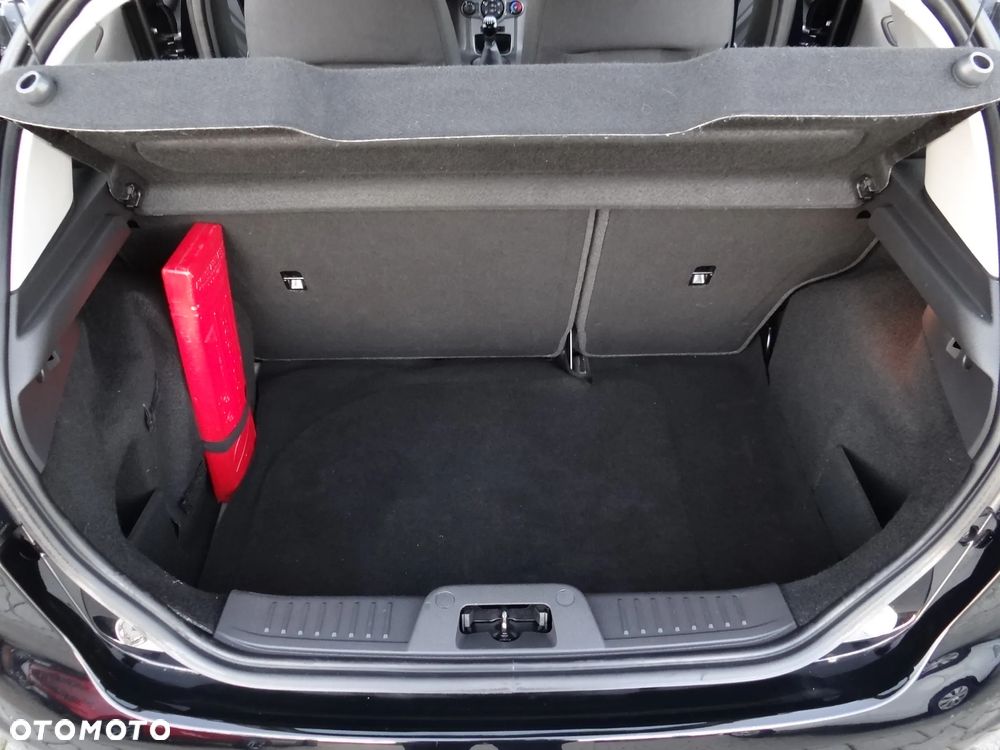 Ford Fiesta 1.25 Titanium - 19