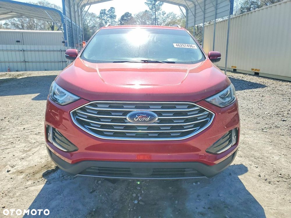 Ford Edge - 5
