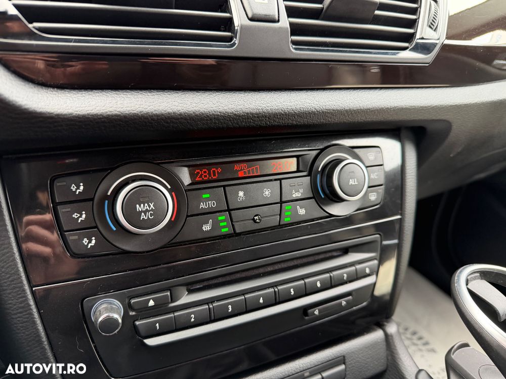 BMW X1 sDrive20d xLine - 15