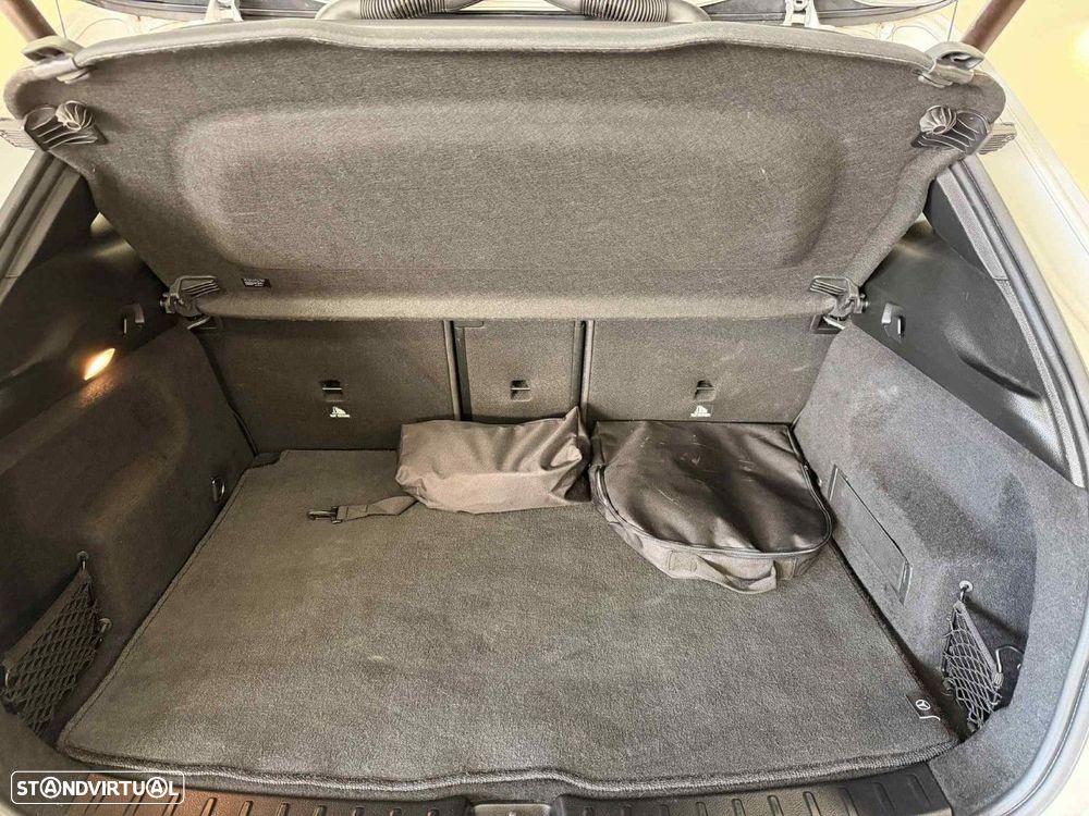 Mercedes-Benz EQA 250 - 22