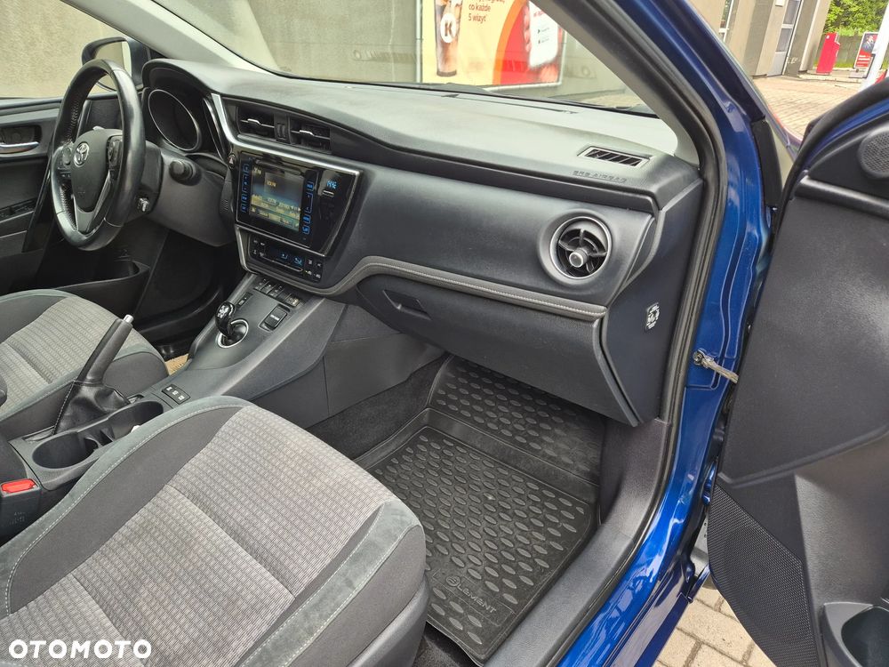 Toyota Auris - 7