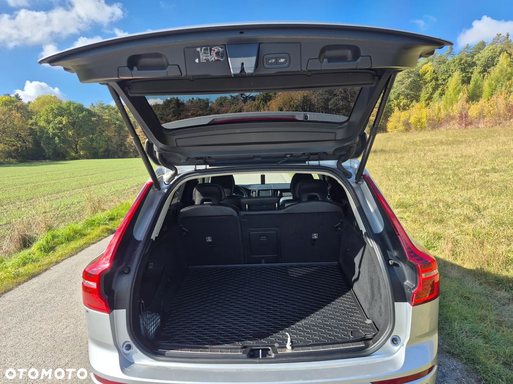 Volvo XC 60 D4 SCR Momentum - 19