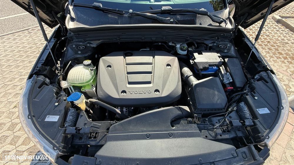 Volvo XC 40 1.5 T3 R-Design Geartronic - 4