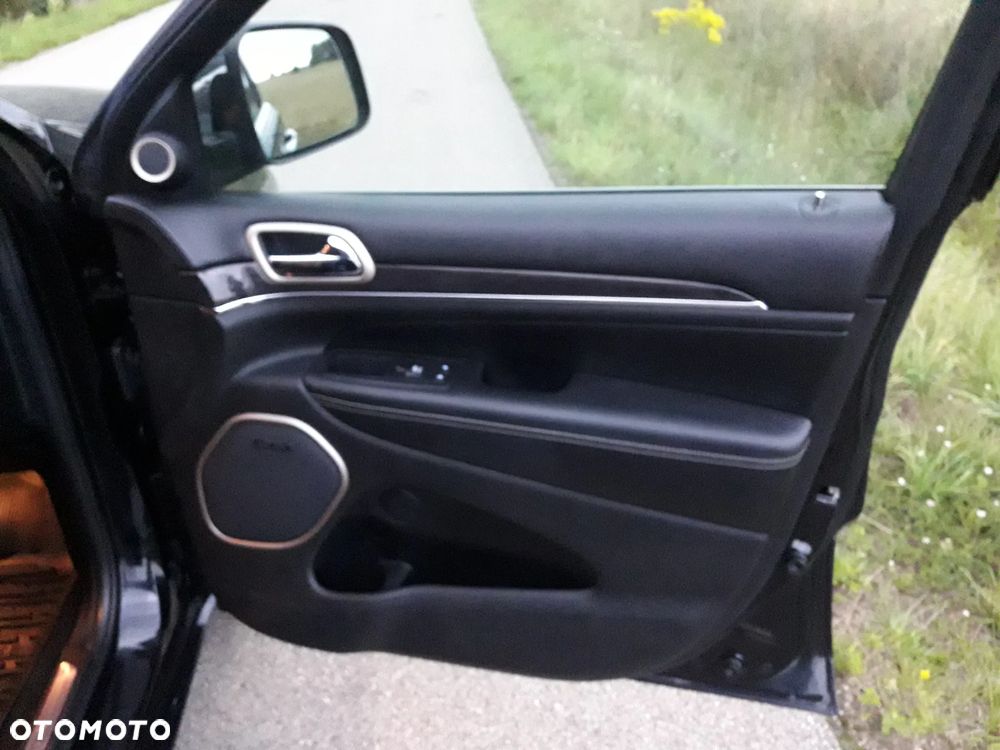 Jeep Grand Cherokee 5.7 V8 Overland - 14