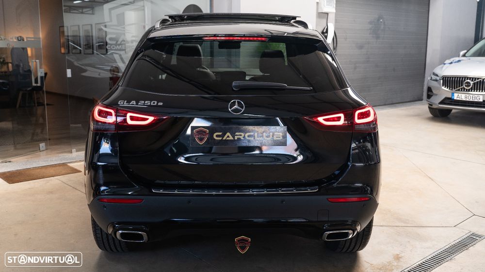 Mercedes-Benz GLA 250 e 8G-DCT Progressive Advanced - 12