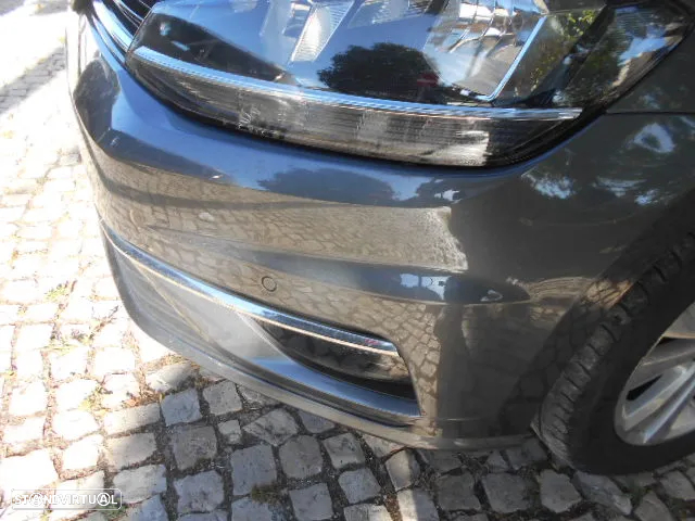 VW Golf 1.6 TDI Confortline - 6