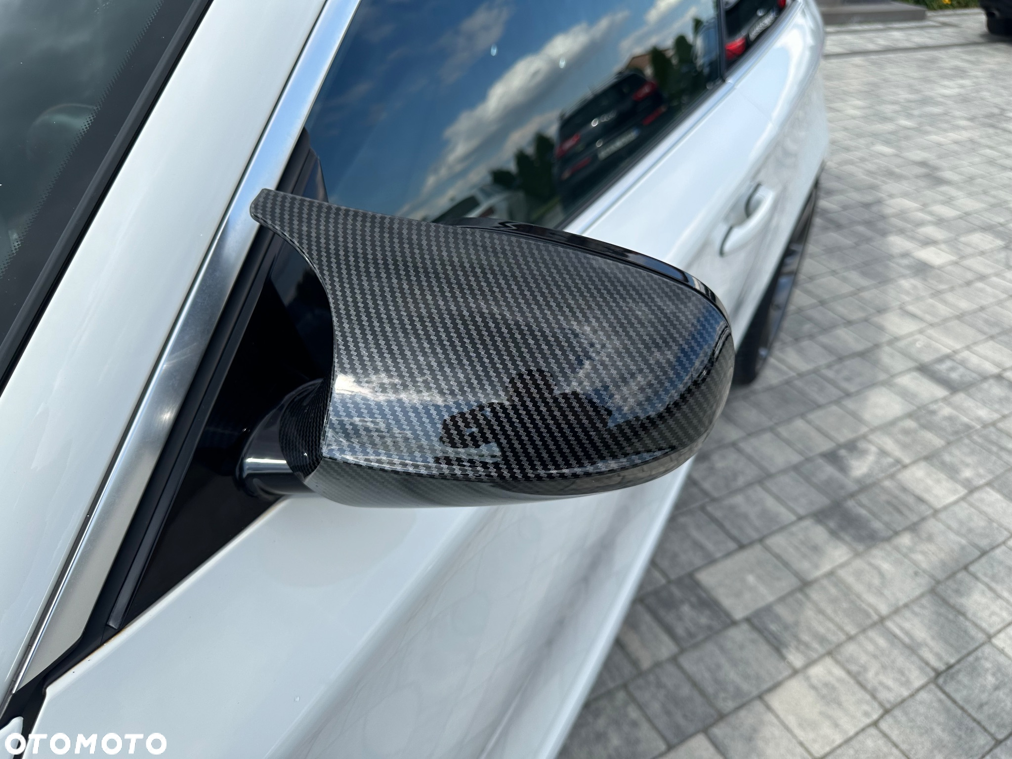BMW Seria 1 123d - 11